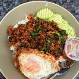 ครัวคุณหมวย..กระเพราแซ่บ