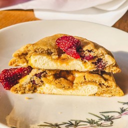 Soft cookies Strawberry cream cheese
