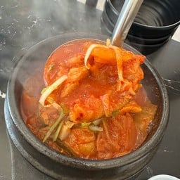 กิม แด กาม ฮัน ซิก สุรวงศ์