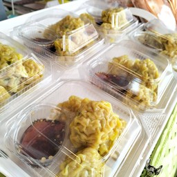 ร้านขนมจีบซาลาเปาขนมเบื้อง(โซนหน้าติดถนน)