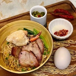 บะหมี่ ก้ามปู size L (หมุแดงหมูกรอบ) แห้ง