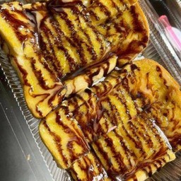 2 แผ่นจุกๆ!! ขนมปังเนยนมราดช็อกโกแลต