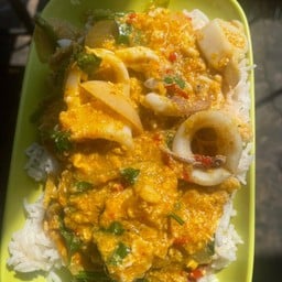 ผัดผงกะหรี่(เป็นกับ)