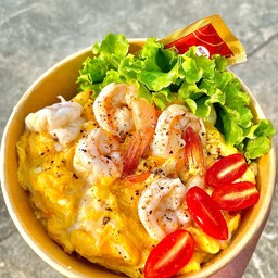 ข้าวไข่ขยี้กุ้ง