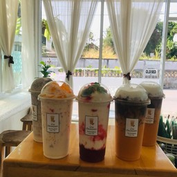 นมสดซอสสตรอว์เบอร์รี่