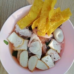 ร้านก๋วยเตี๋ยวนำชัยโลตัสโกเฟรข