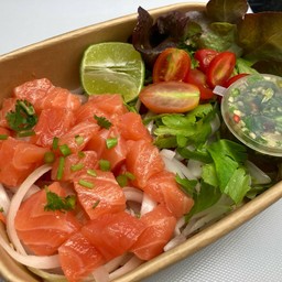 ยำแซลมอน
