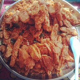กล้วยทอดแม่สุภัตร์ บ้านหม้อ