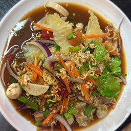 ยำมาม่า