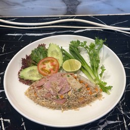ข้าวผัดแฮม