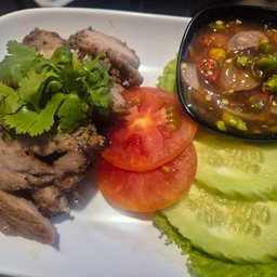 คอหมูย่าง