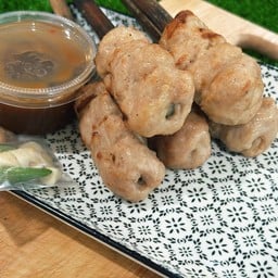 หมูแหนมเนือง