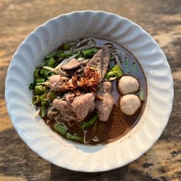 นายหนึ่ง ก๋วยเตี๋ยวเรือ @ตลาดกินซ่ารังสิต