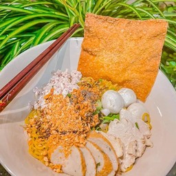 ข้าวหมูทอดเจ้ปี