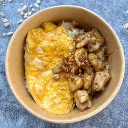 ข้าวไข่ข้น+ปลาดอลลี่กระเทียม