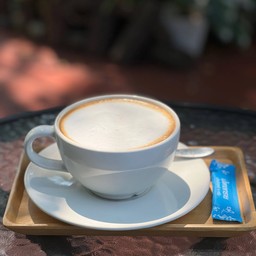 ลาเต้ร้อน