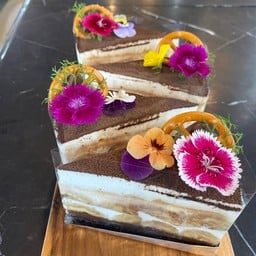 Nexterday Specialty Coffee&Bakery หน้า สาเกตุฮอลล์ (Sagate Hall)