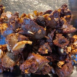 ข้าวเหนียวห่อ ตับไก่ทอด