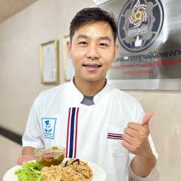 ครัวเจริญหล่ะ อาหารตามสั่ง โปรดสั่งตามเมนู
