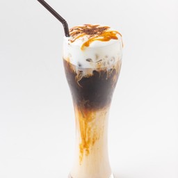 คาราเมลมัคคีอาโต้