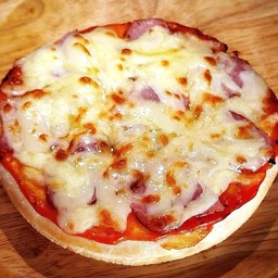 เบคอนชีส ถาดเล็ก 4 ชิ้น