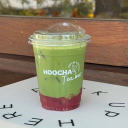 Winter (Iced Matcha Strawberry Latte)