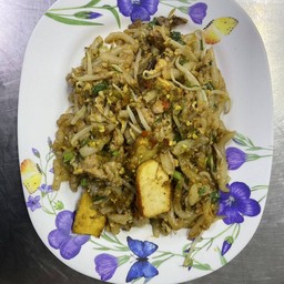 เตี๋ยวงอแง ( สำหรับผู้สูงอายุ ไม่ใส่นํ้าจิ้มซีฟู้ด )