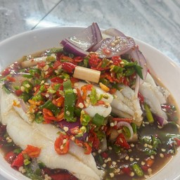 ยำไข่ปลาหมึก