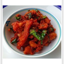 เนื้อไก่ทอดสมุนไพร