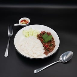 ข้าวกะเพราเนื้อสับ