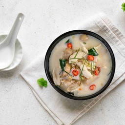 ต้มข่าไก่