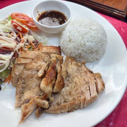 ข้าหน้าสเต็กไก่ย่างจิ้มแจ่ว