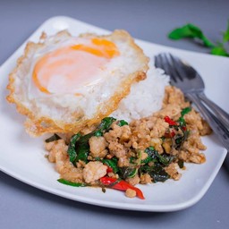 กะเพราหมูสับ