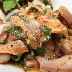 น้ำตกหมู