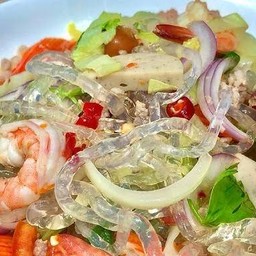 ยำเส้นแก้วรวมมิตร