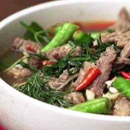 กระแตลาบร้อยเอ็ดและอาหารตามสั่ง