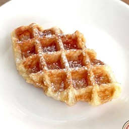 ครอฟเฟิล เคลือบน้ำตาล