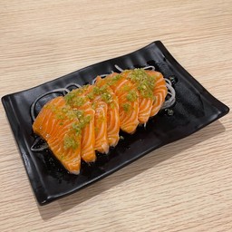 แซลมอนแซ่บ