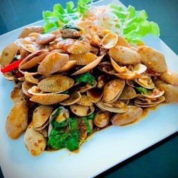 หอยลายผัดน้ำพริกเผา