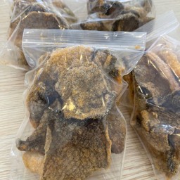 หนังปลาแซลมอนทอดกรอบ