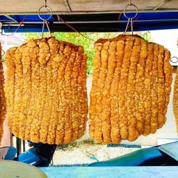 นายปอนด์หมูกรอบ