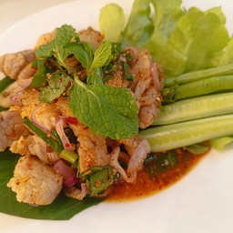 น้ำตก 3 ชั้น