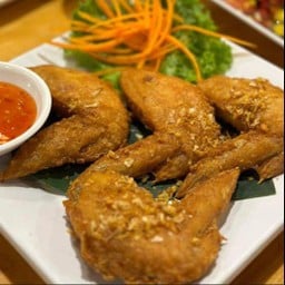 ส้มตำสมัยแม่&ยำ(ข้างโรงเรียนมณีวรรณ)