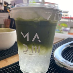 Matcha Coconut มัจฉะน้ำมะพร้าว