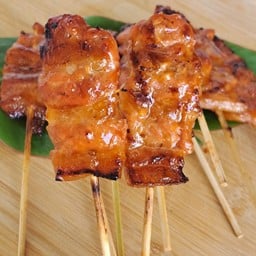 ข้าวเหนียวหมูปิ้ง2สูตร น้องโบว์นมโคนอน