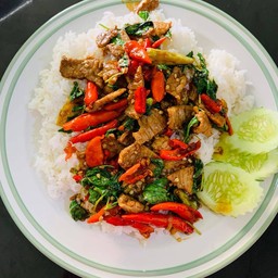 กะเพราราดข้าว