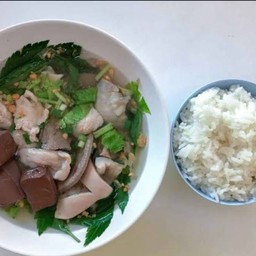 ต้มเลือดหมู+ข้าวเปล่า