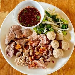 ลวกจิ้มเนื้อ