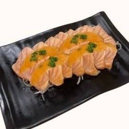 แซลมอนเบิร์นซาชิมิราดซอสไซเคียว