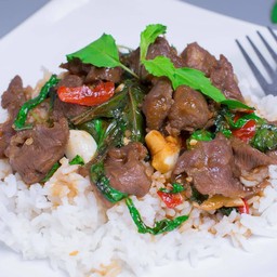 กะเพราขาลาย